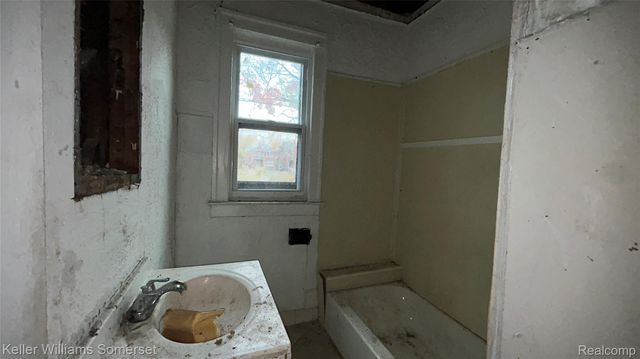 3230 Richton Street, Detroit, MI 48206