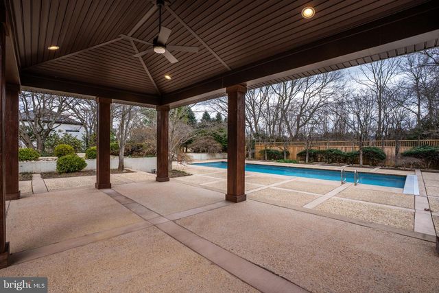 265 MISTLETOE LN, Harpers Ferry, WV 25425