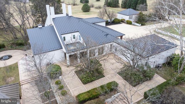 265 MISTLETOE LN, Harpers Ferry, WV 25425