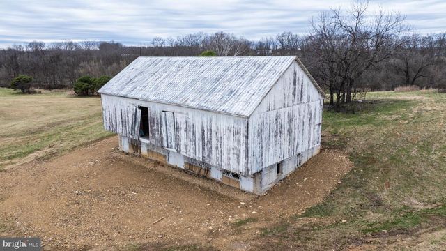 265 MISTLETOE LN, Harpers Ferry, WV 25425