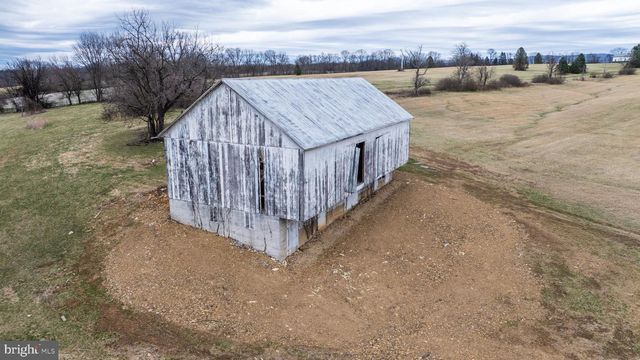 265 MISTLETOE LN, Harpers Ferry, WV 25425