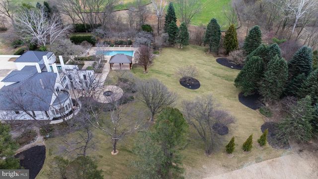 265 MISTLETOE LN, Harpers Ferry, WV 25425