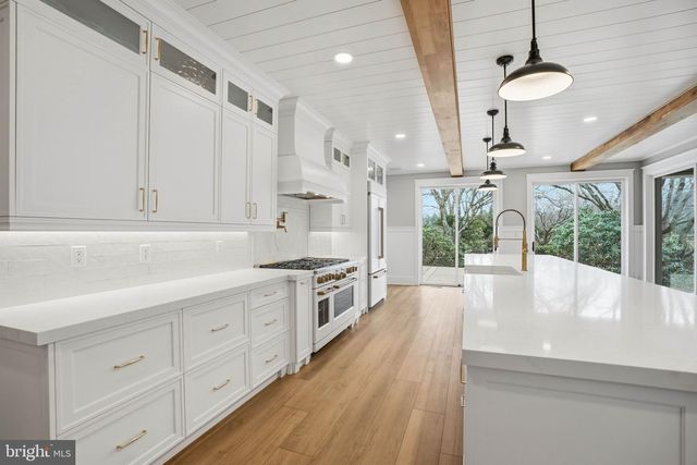 265 MISTLETOE LN, Harpers Ferry, WV 25425