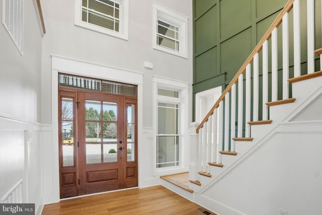 265 MISTLETOE LN, Harpers Ferry, WV 25425