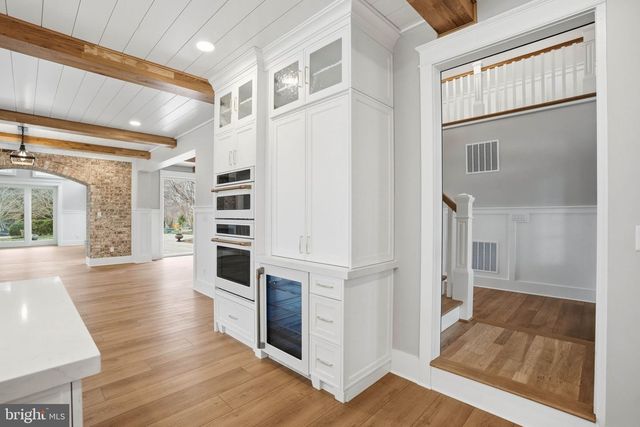 265 MISTLETOE LN, Harpers Ferry, WV 25425