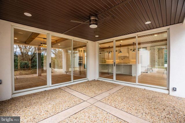 265 MISTLETOE LN, Harpers Ferry, WV 25425