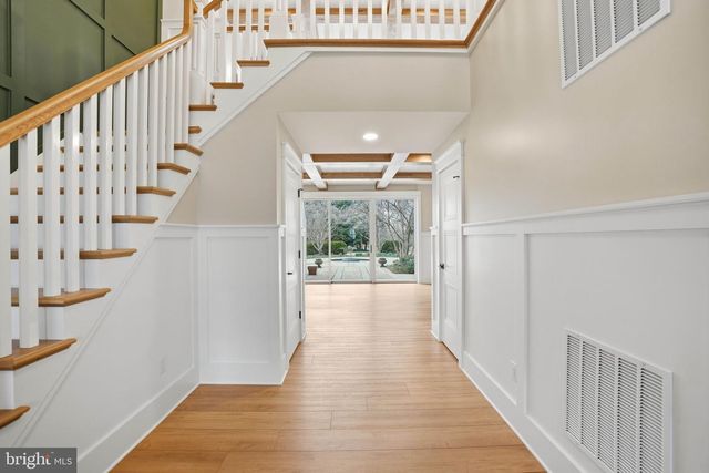 265 MISTLETOE LN, Harpers Ferry, WV 25425