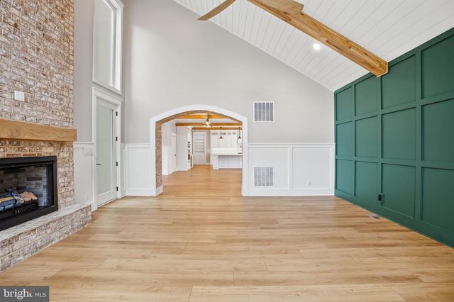 265 MISTLETOE LN, Harpers Ferry, WV 25425