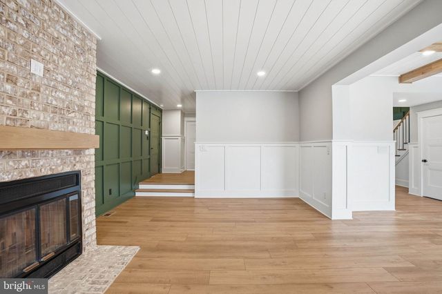 265 MISTLETOE LN, Harpers Ferry, WV 25425