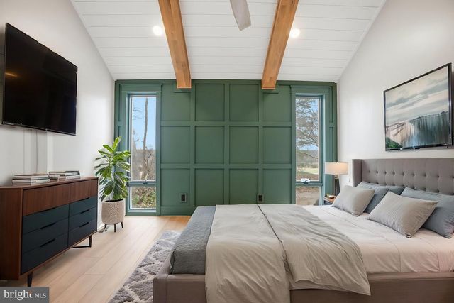 265 MISTLETOE LN, Harpers Ferry, WV 25425