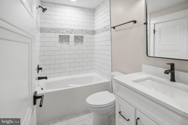 265 MISTLETOE LN, Harpers Ferry, WV 25425