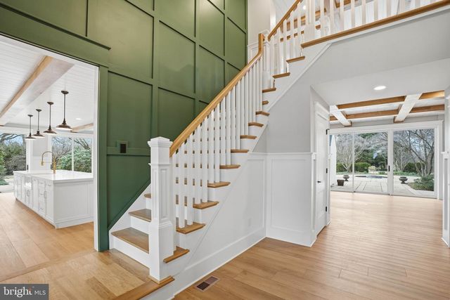 265 MISTLETOE LN, Harpers Ferry, WV 25425