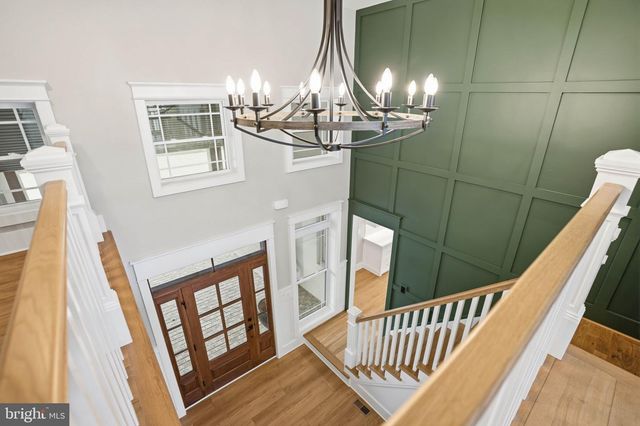 265 MISTLETOE LN, Harpers Ferry, WV 25425