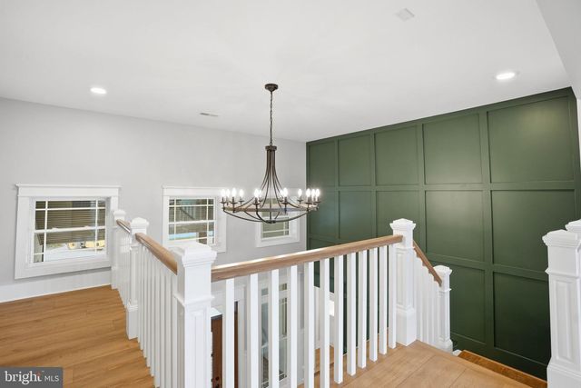 265 MISTLETOE LN, Harpers Ferry, WV 25425