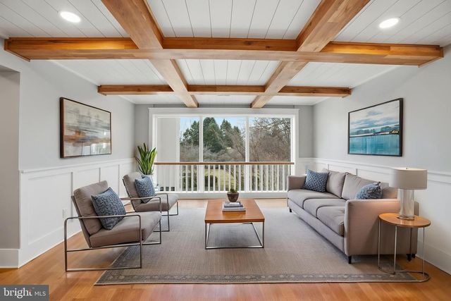 265 MISTLETOE LN, Harpers Ferry, WV 25425