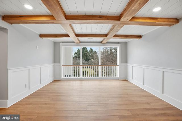 265 MISTLETOE LN, Harpers Ferry, WV 25425