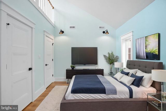 265 MISTLETOE LN, Harpers Ferry, WV 25425