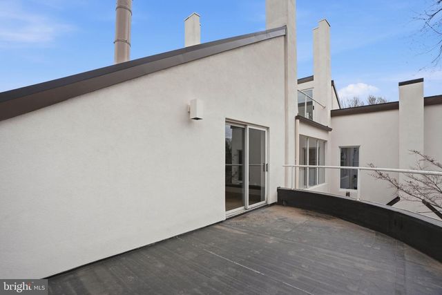 265 MISTLETOE LN, Harpers Ferry, WV 25425