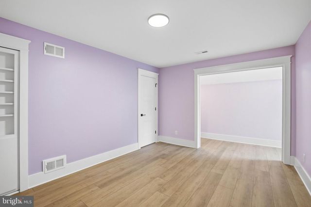 265 MISTLETOE LN, Harpers Ferry, WV 25425