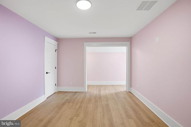 265 MISTLETOE LN, Harpers Ferry, WV 25425