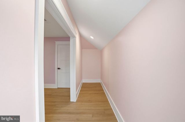 265 MISTLETOE LN, Harpers Ferry, WV 25425