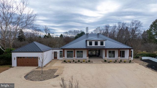 265 MISTLETOE LN, Harpers Ferry, WV 25425