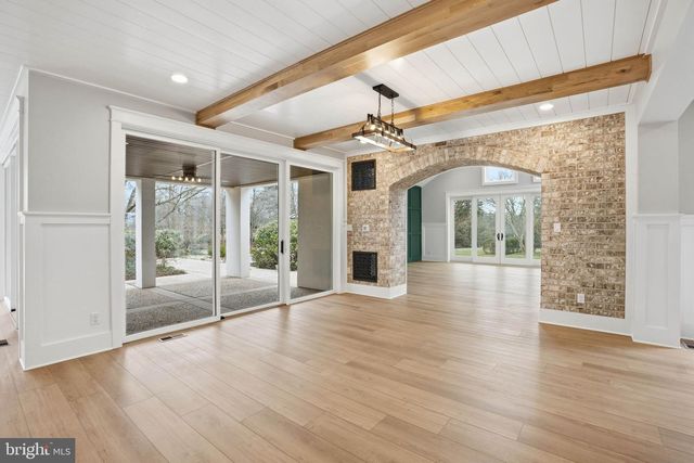 265 MISTLETOE LN, Harpers Ferry, WV 25425