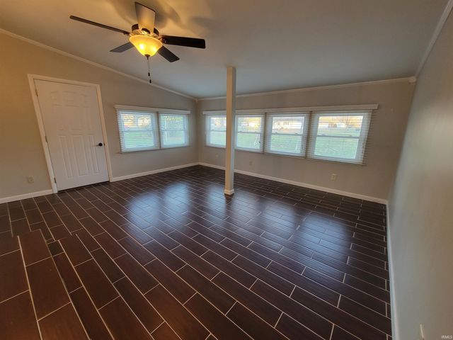 514 ALLEN Drive, Sweetser, IN 46987