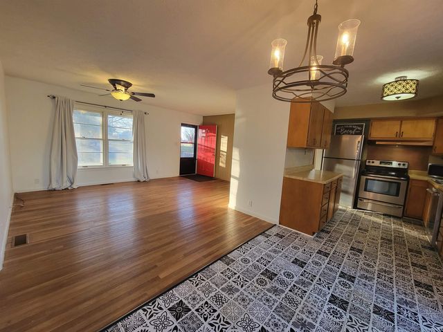 514 ALLEN Drive, Sweetser, IN 46987