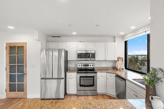 1500 Presidential Way 703, West Palm Beach, FL 33401