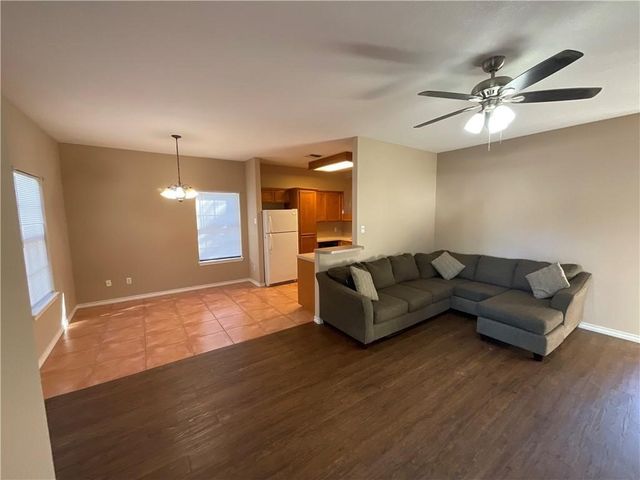309 Rosebud Ave D, Corpus Christi, TX 78404