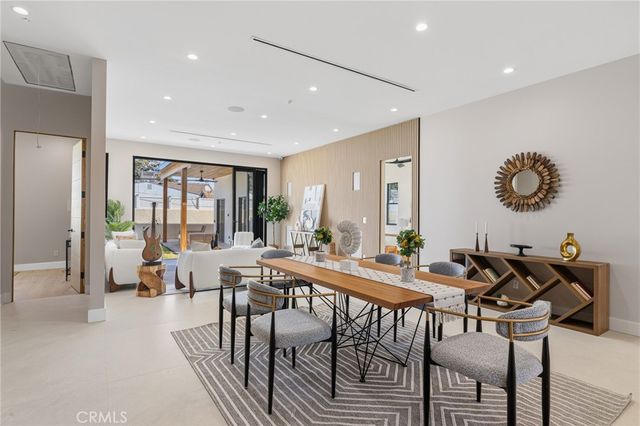 19539 Mobile Street, Reseda, CA 91335