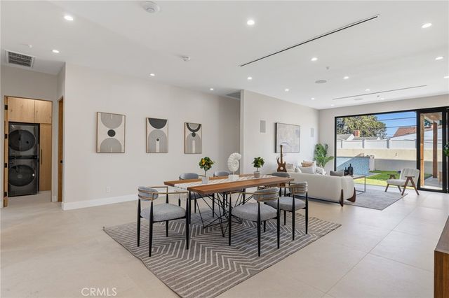 19539 Mobile Street, Reseda, CA 91335