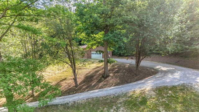 400 Buc Road, Williamsburg, KY 40769