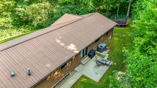 400 Buc Road, Williamsburg, KY 40769