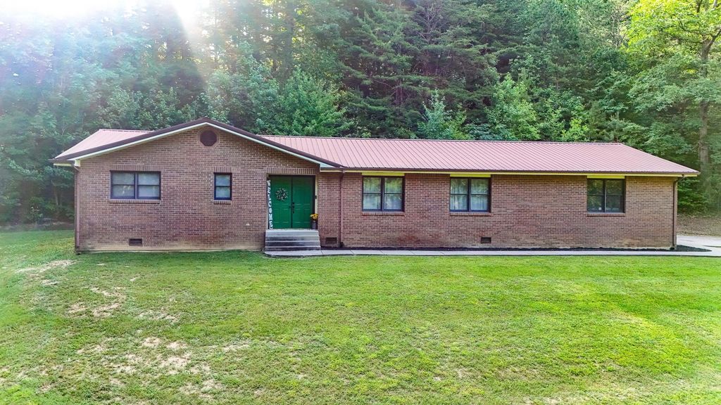 400 Buc Road, Williamsburg, KY 40769