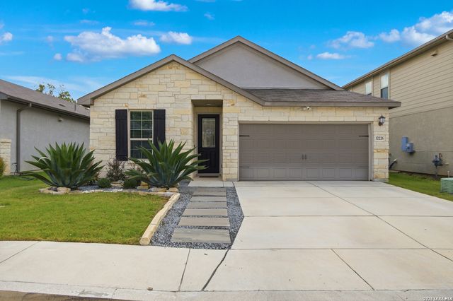 12226 Chena Lk, San Antonio, TX 78249