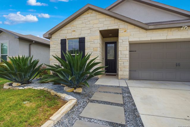 12226 Chena Lk, San Antonio, TX 78249