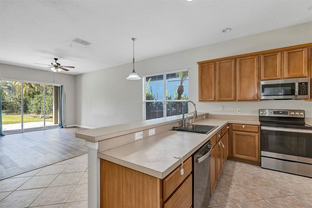 1816 CHERRY RIDGE DRIVE, Lake Mary, FL 32746