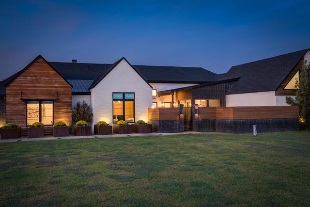 8114 County Rd 7000, Lubbock, TX 79407