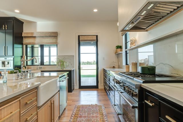 8114 County Rd 7000, Lubbock, TX 79407