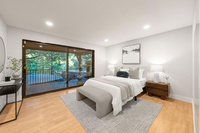 21 Valley Oak Street, Portola Valley, CA 94028