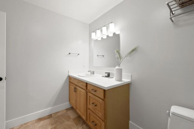 21 Valley Oak Street, Portola Valley, CA 94028