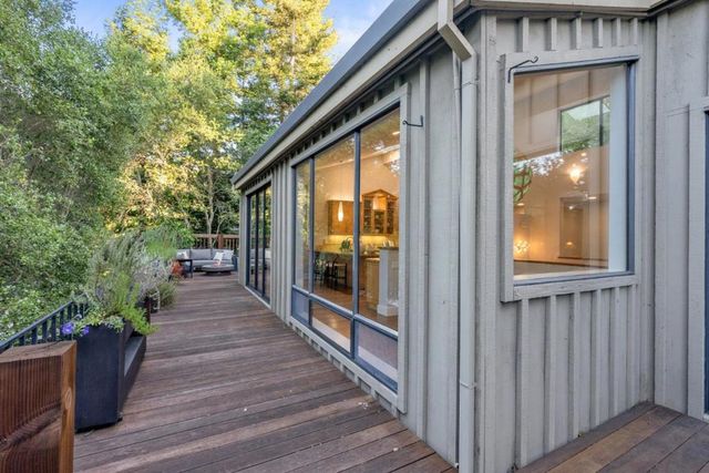 21 Valley Oak Street, Portola Valley, CA 94028