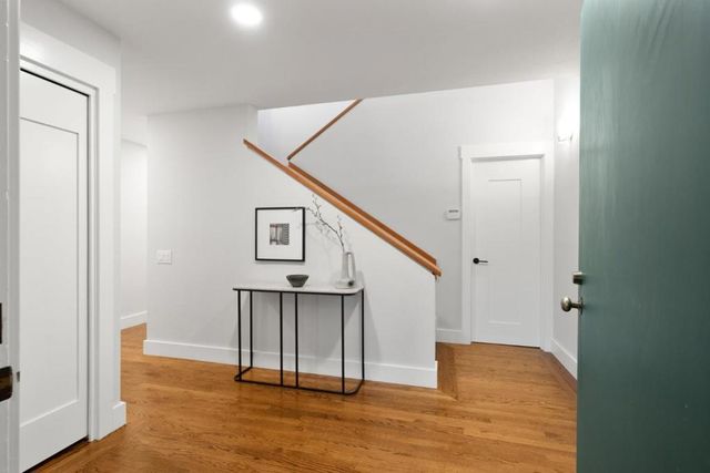 21 Valley Oak Street, Portola Valley, CA 94028