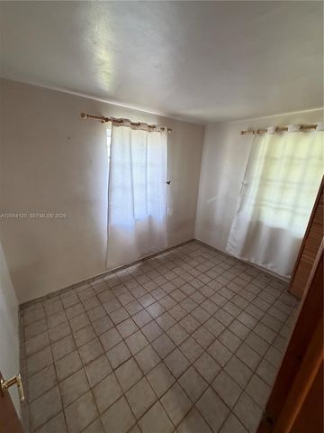 10910 SW 40th Street, Miami, FL 33165
