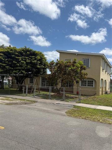 10910 SW 40th Street, Miami, FL 33165