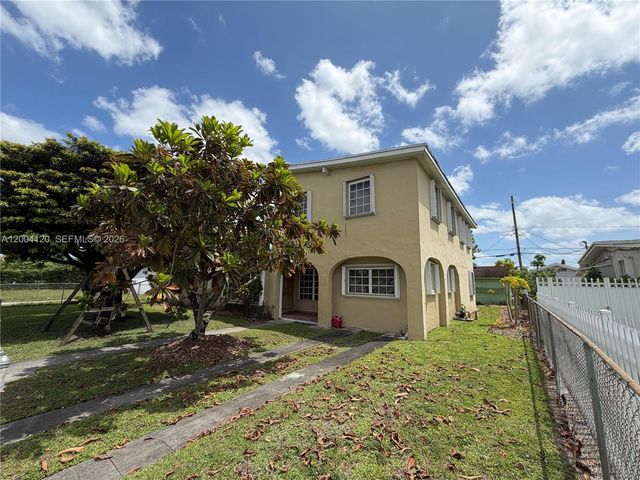 10910 SW 40th Street, Miami, FL 33165