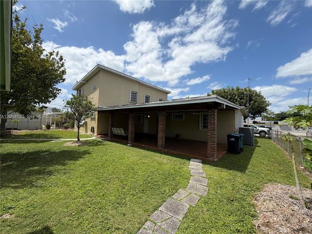 10910 SW 40th Street, Miami, FL 33165