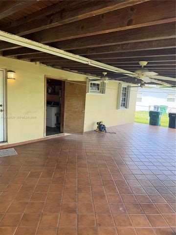 10910 SW 40th Street, Miami, FL 33165